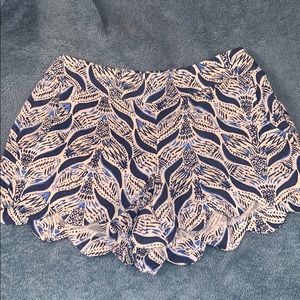 Lilly Pulitzer Shorts Size Medium